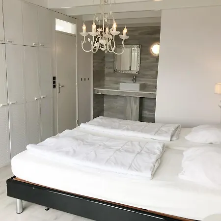 Villa Zeeweg